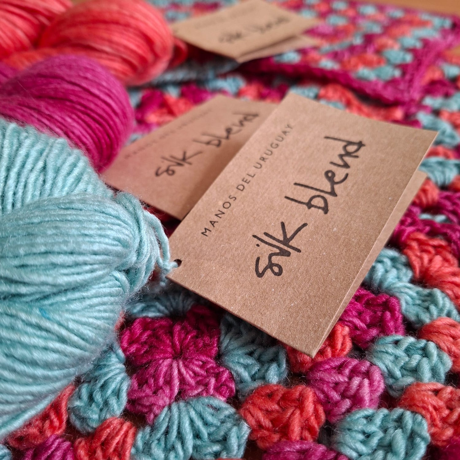 Manos del Uruguay Silk Blend | Merino & Tussah Silk Yarn | 8 Ply