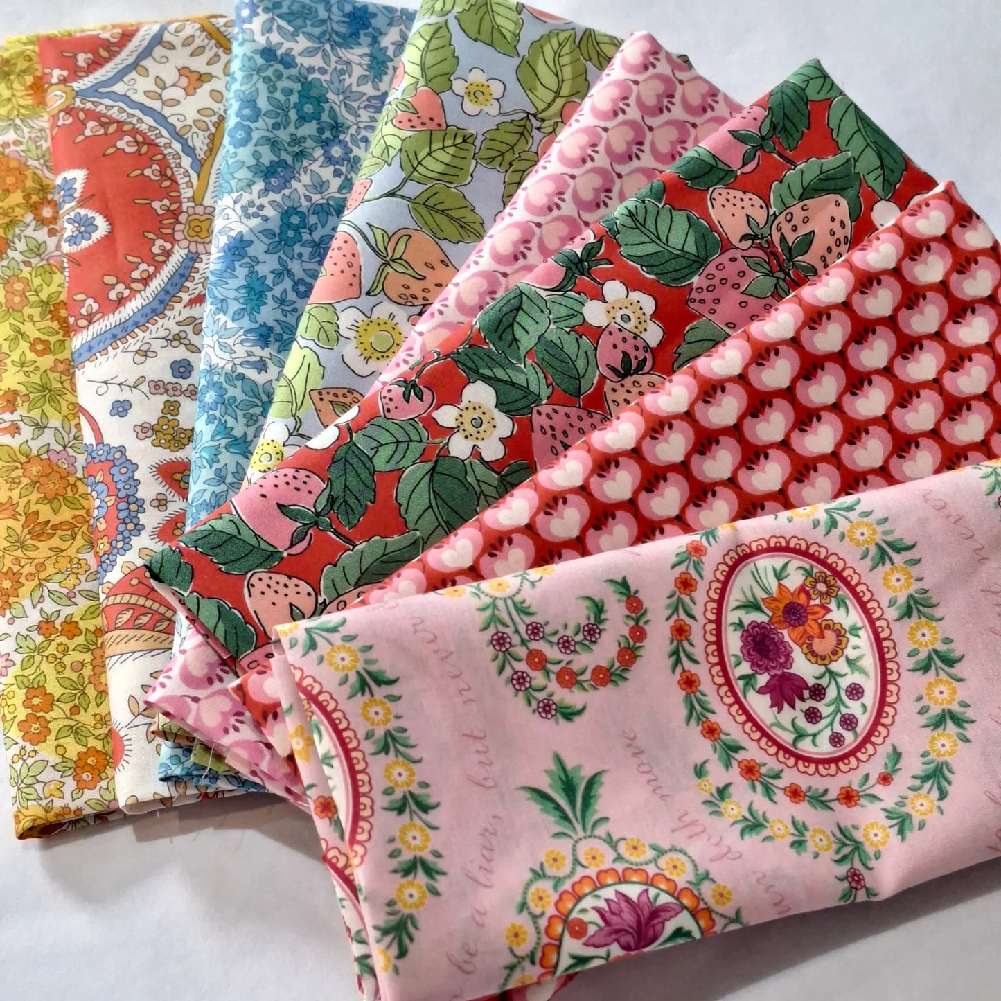 Poppy Lane Throw Quilt Kit with Pattern & Liberty Tana Lawn Fabric