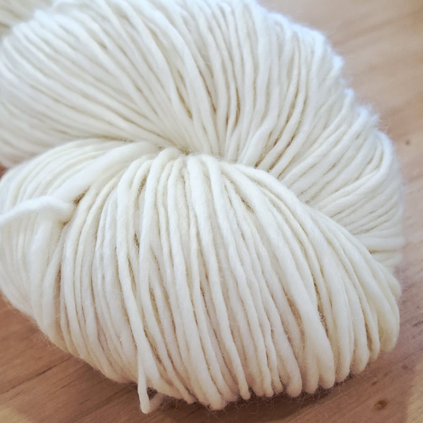 Undyed Yarn | 8 Ply (DK) 'Thick and Thin' Superwash Merino Wool