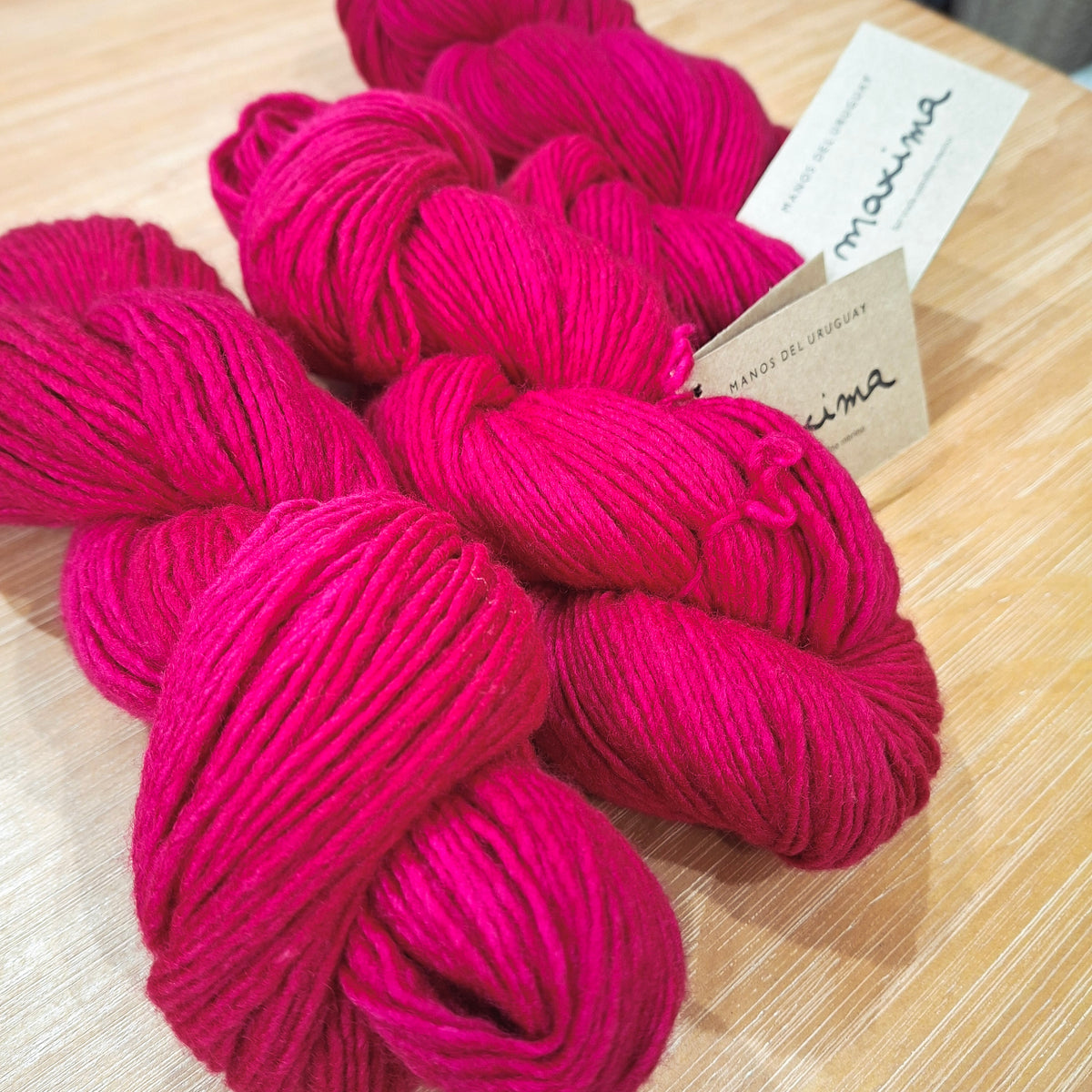 Manos del Uruguay | Maxima  - Extrafine Merino | 10 Ply (Aran) 100g | Beet